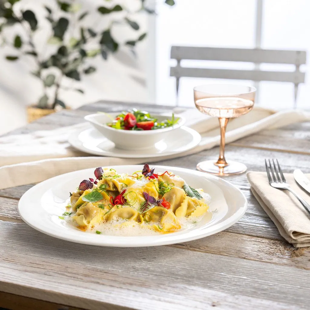 Villeroy & Boch Essential White Geschirr-Set, 18 Teile, für 6 Personen, Fine China-Porzellan 2