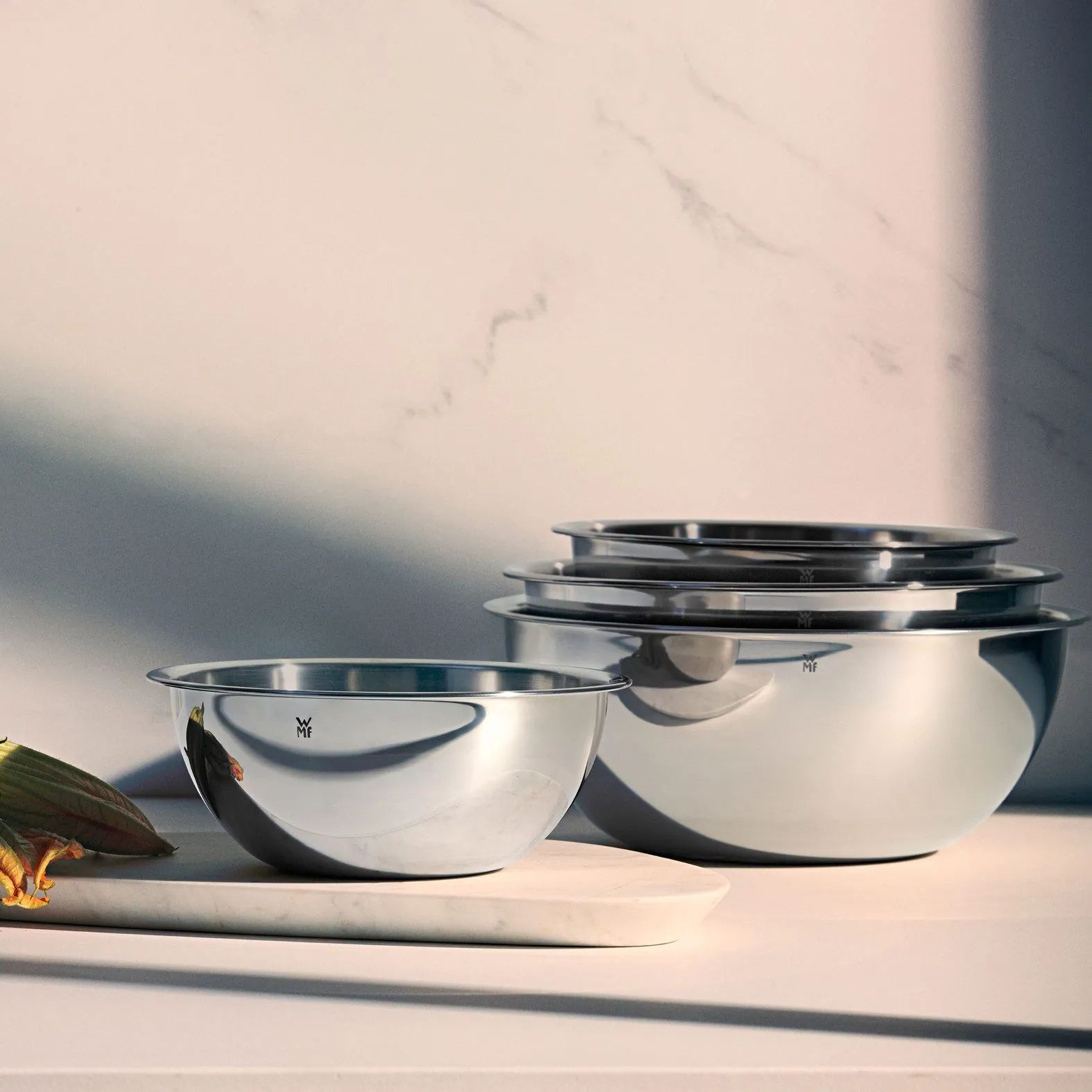 WMF Gourmet Schüssel Set, 4-teilig, vielseitig, tropffreies Ausgießen, platzsparend 2
